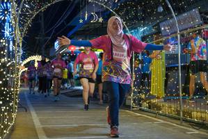 BIB: 8038
                            <button type="button" onclick="openModal(24677028)" class="btn btn-primary btn-sm float-right btn-popup" data-toggle="modal" data-target=".modal-high-quality">
                        <i class="fas fa-shopping-cart"></i> Add to Cart
                    </button>
                                            <button type="button" onclick="isThisMe(24677028, true)" class="btn btn-success btn-sm float-right btn-popup btn-isme hidden" data-toggle="tooltip" data-placement="bottom" title="นี่คือรูปของคุณใช่ไหม คลิกที่นี่เพื่อเอาเข้าอัลบั้ม">
                        <i class="fas fa-plus"></i> Add to album
                    </button>
                    <button type="button" onclick="isThisMe(24677028, false)" class="btn btn-warning btn-sm float-right btn-popup btn-isnotme hidden">
                        <i class="fas fa-ban"></i> Remove from album
                    </button>